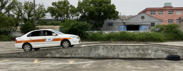 寧波龍騰駕校訓練場